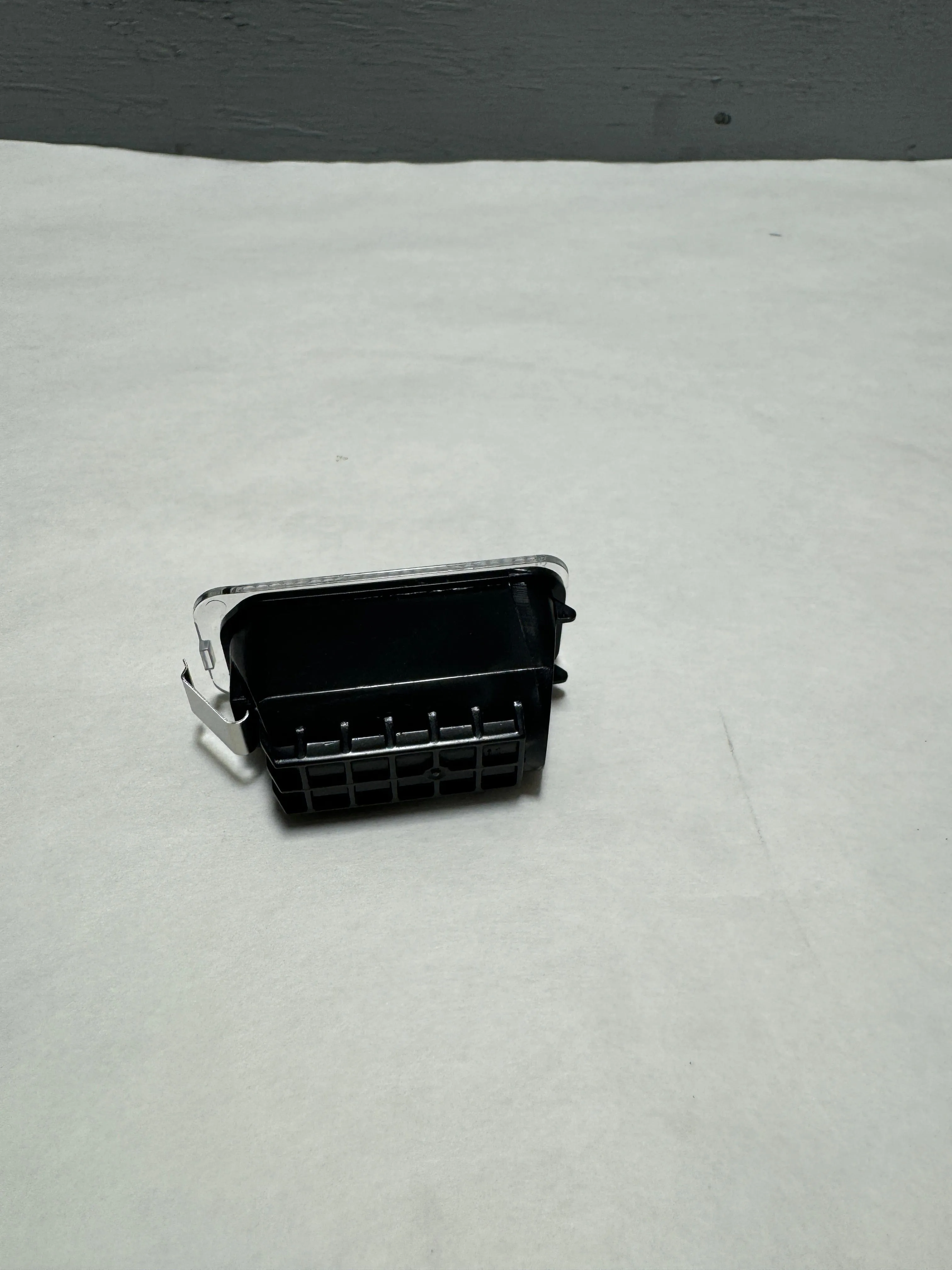 2018-2024 Ford Expedition (1) Rear License Plate Light OEM